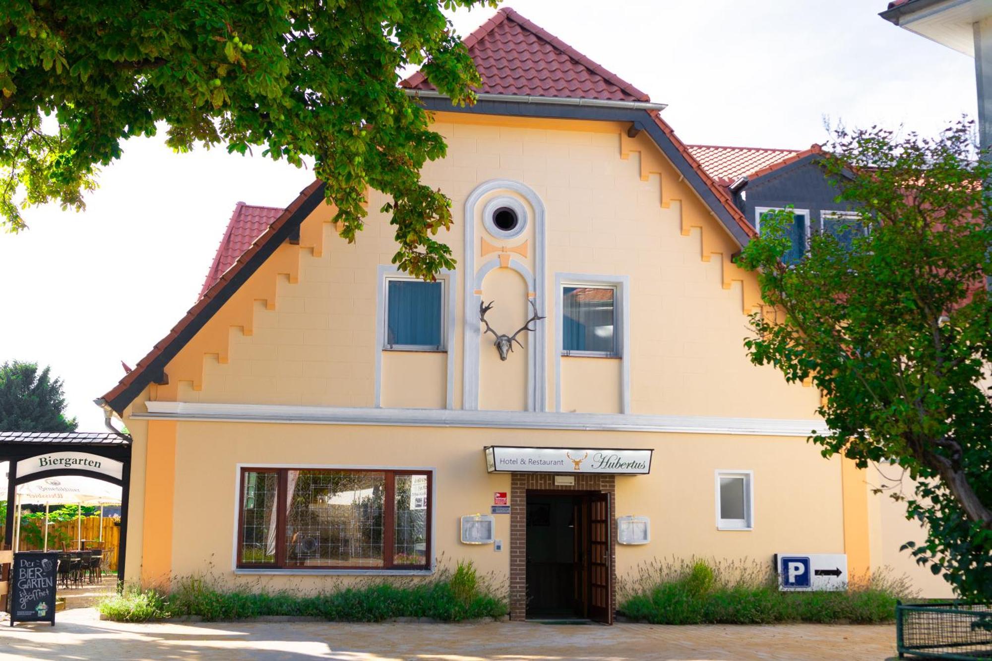 Hotel & Restaurant Hubertus Зенде Экстерьер фото