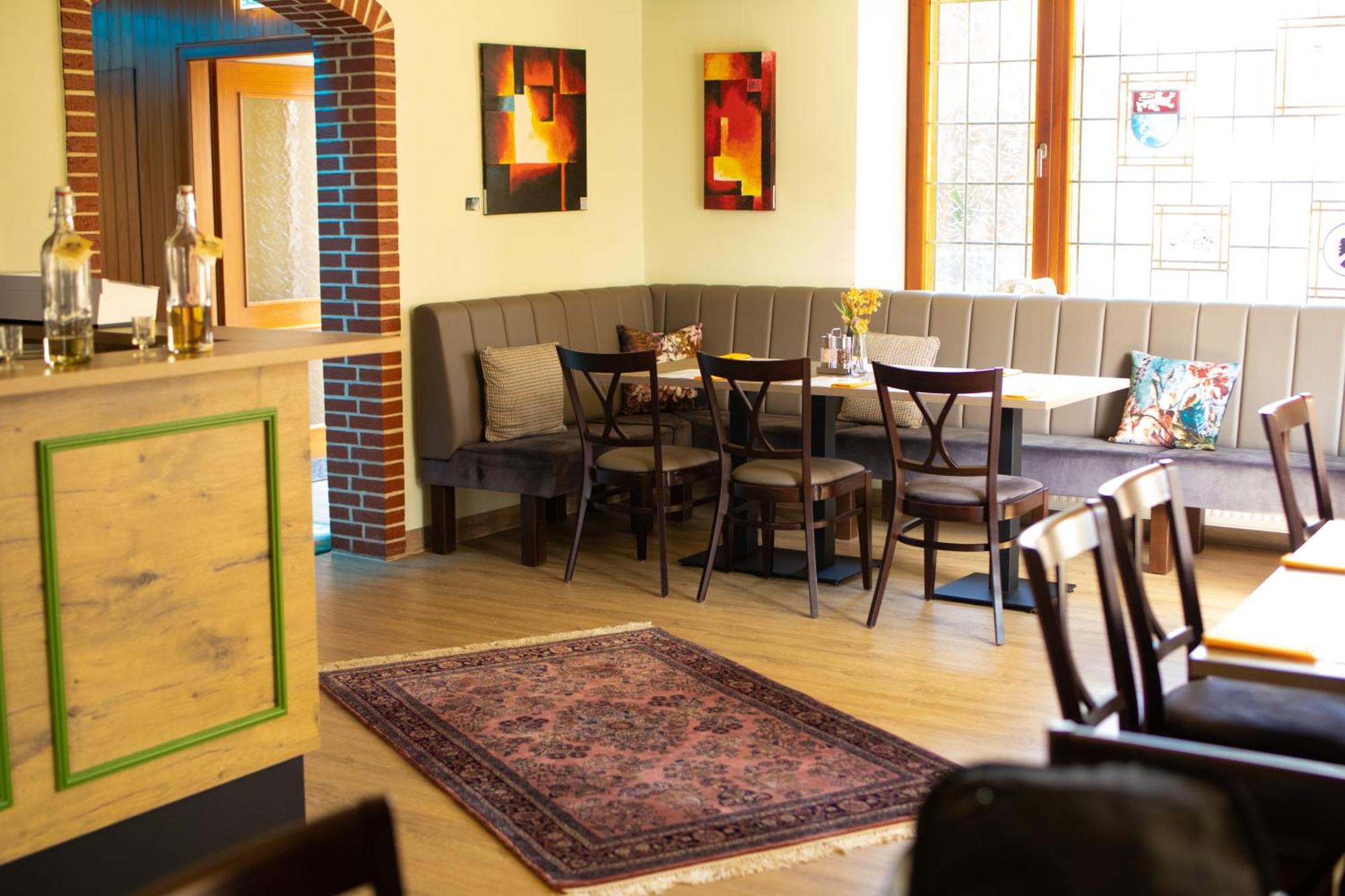Hotel & Restaurant Hubertus Зенде Экстерьер фото